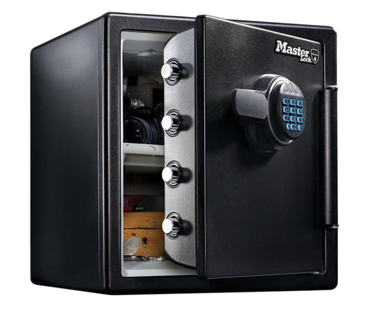 Master Lock 33.6L Combination Padlock Screw Extra Large Safe